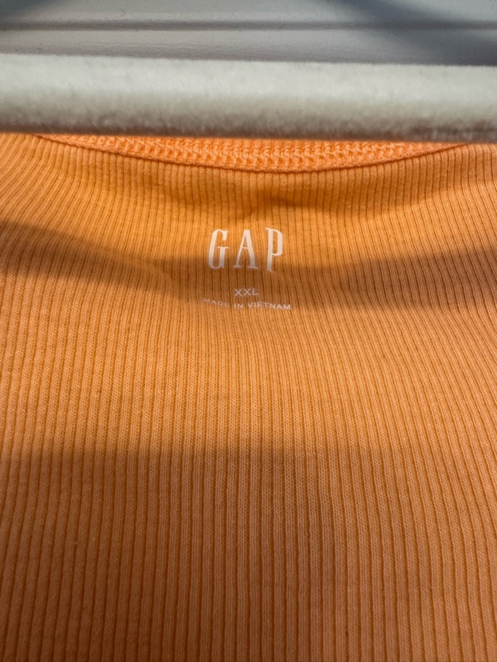 GAP Peach Ribbed Button-Front Tank Top - Picture 2 of 2